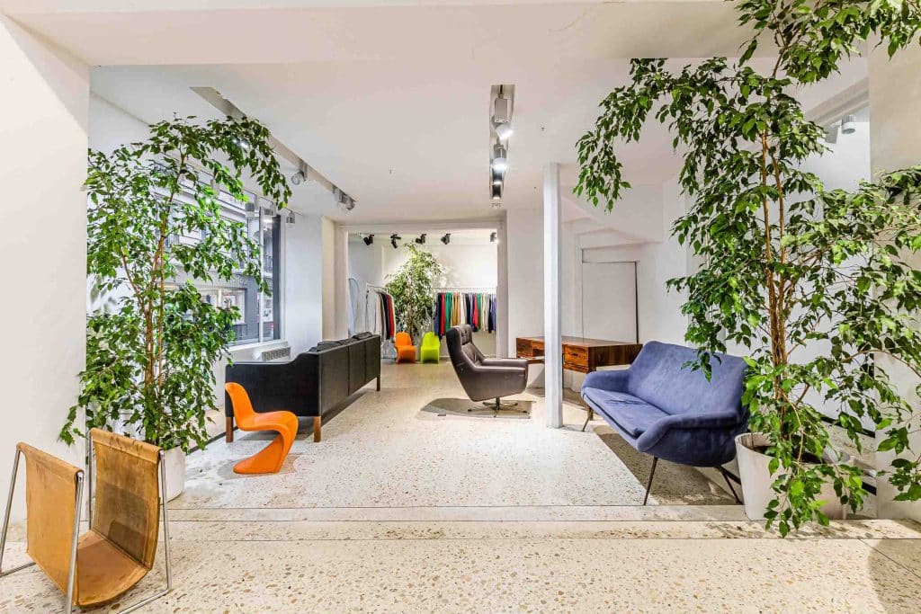 Événement d'exposition de meubles modernes à la Galerie Joseph 51 rue de Turenne
