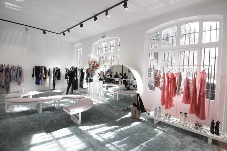 fashion week uk showrooms Paris marais