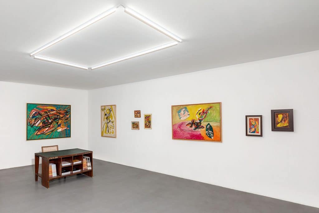 Vue de l’exposition Stanley-William Hayter, tableaux (1930 - 1980) - Galerie T&L et PRISME, Paris - Ouverture mai 2020 © Romain Darmaud