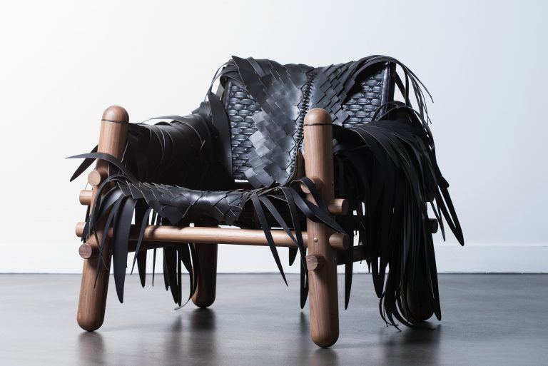 Chaise - création - design - Safari - assise - cuir