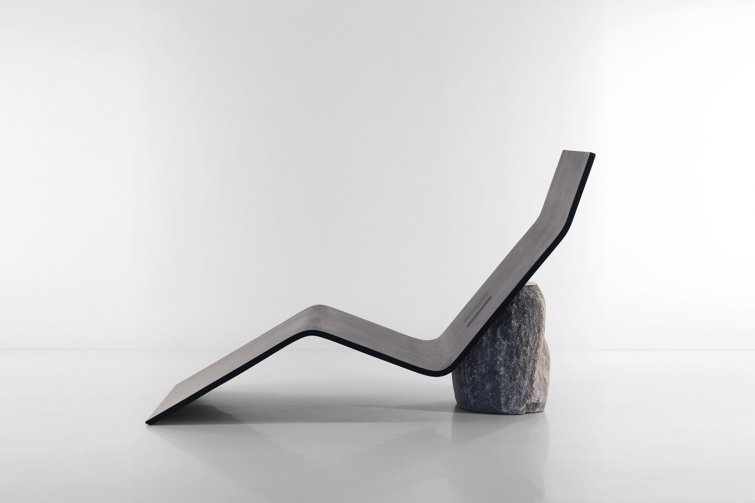 Pentagon Design présente une série versatile de mobilier dédié aux