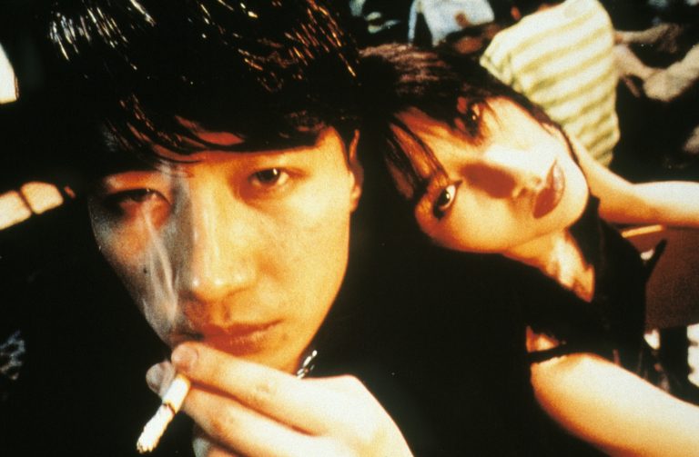 wong war kai - cinema- film - chine - realisateur -smoking-cigarette