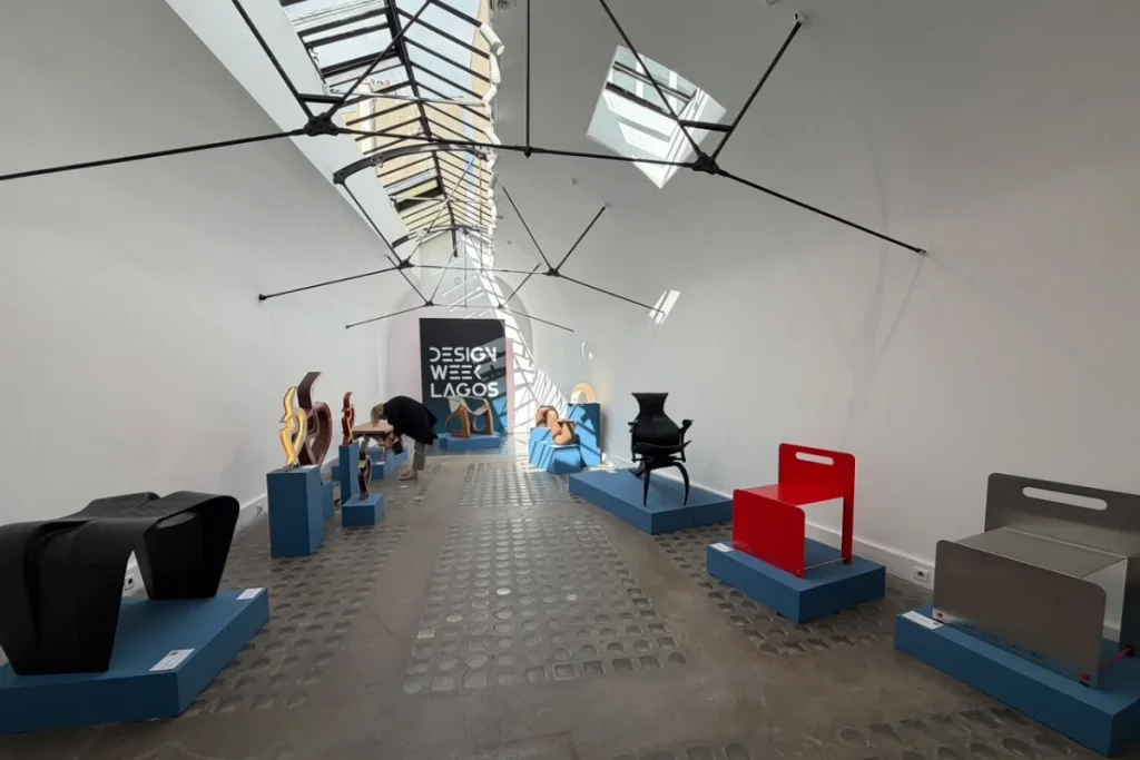 Installation All Roads Lead to Lagos – Design Week Lagos au 116 rue de Turenne à Paris